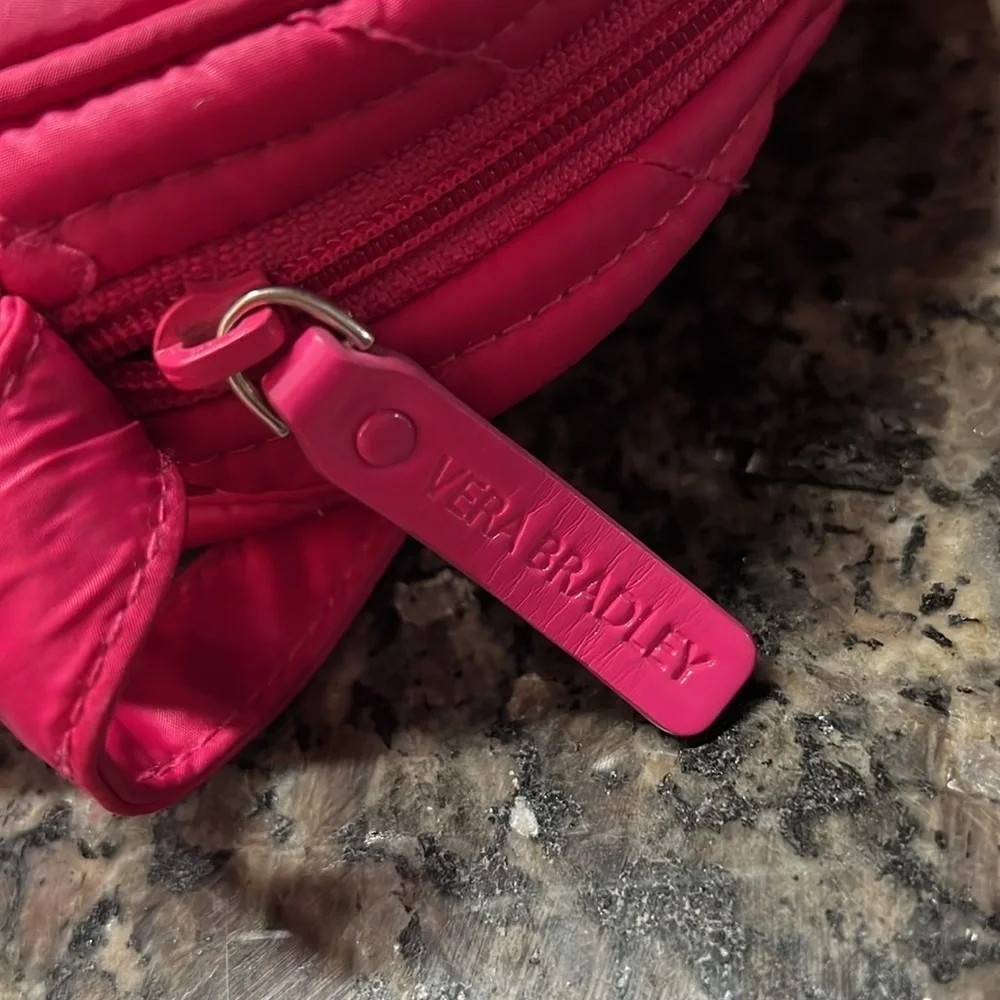 Vera Bradley Pink Nylon Quilted crossbody EUC